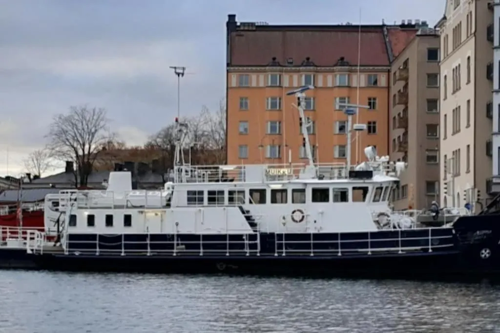 Botel Hotellilaiva Muikku/Hotel Boat Muikku Helsinki Finland