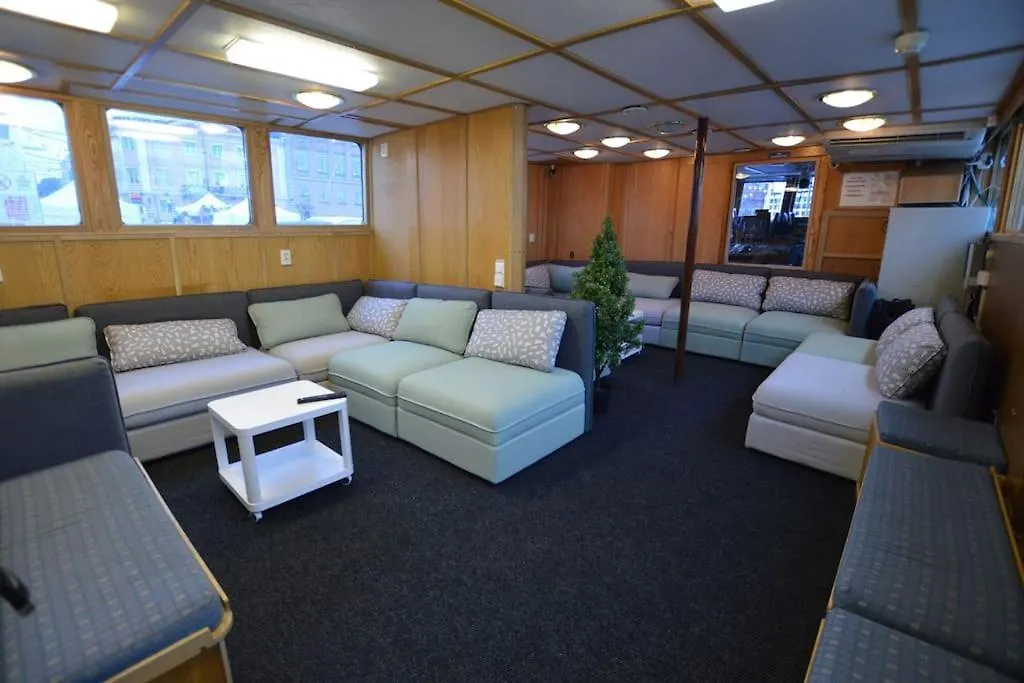 Hotellilaiva Muikku/Hotel Boat Muikku Helsinky Botel